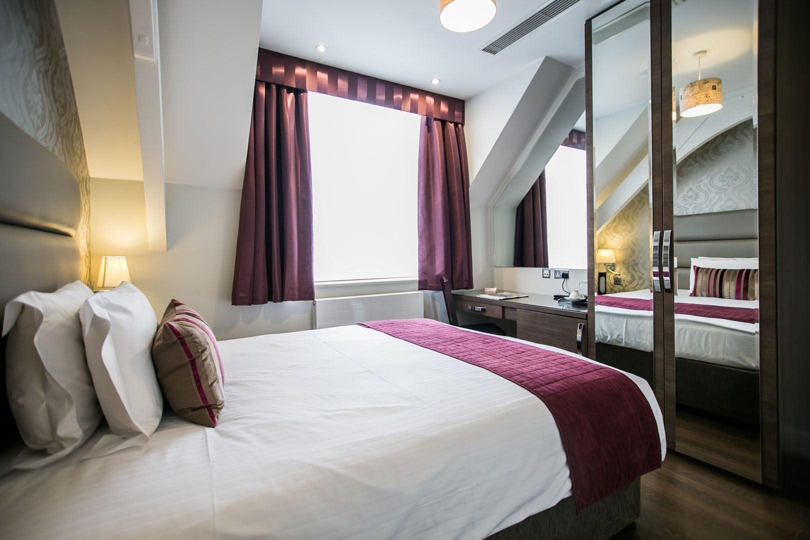 The Pillar Hotel London Eksteriør billede