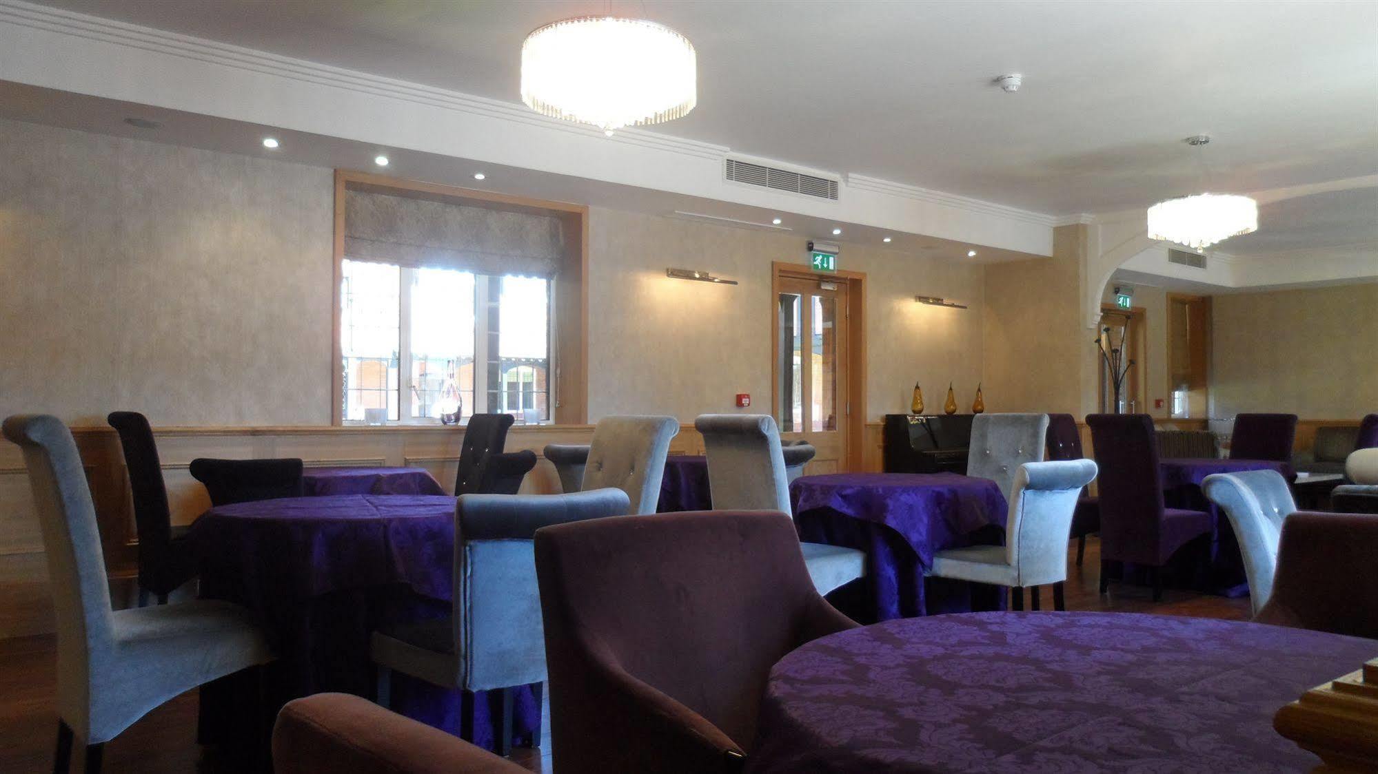 The Pillar Hotel London Restaurant billede